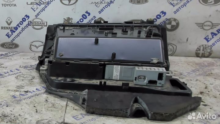 Вещевой ящик Audi A6 C6,4F 2004-2011