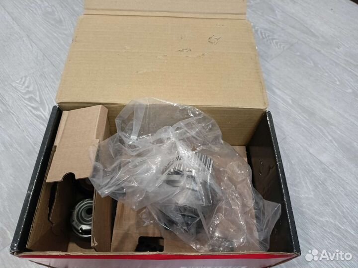 Комплект грм gates с помпой приора,vesta 16 кл