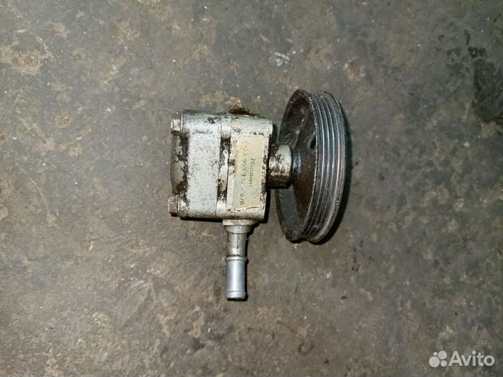 Насос гур Ниссан primera p12