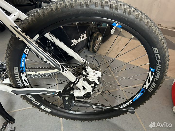 Велосипед горный Cube attention 26