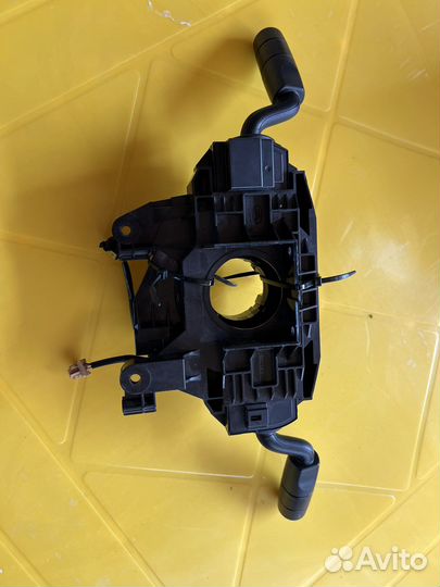 Переключатель поворотов и стеклоочистителей