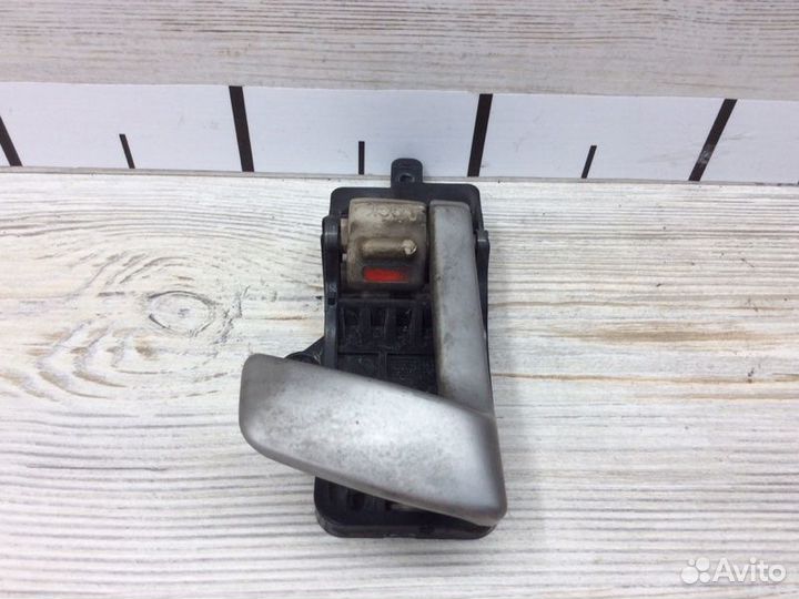 Ручка двери внутренняя задняя левая Hyundai Santa