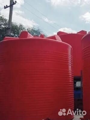 Емкость пластиковая под хознужды