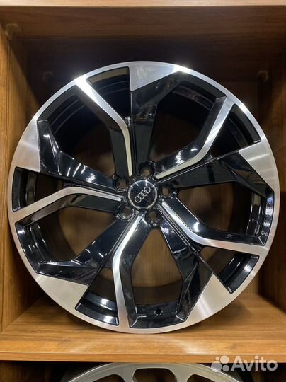 Диски R21 5x112 для Audi