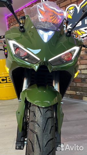 Электромотоцикл Yamaha R3