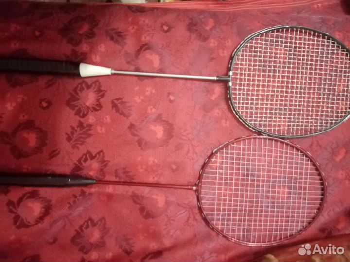 Ракетка для бадминтона