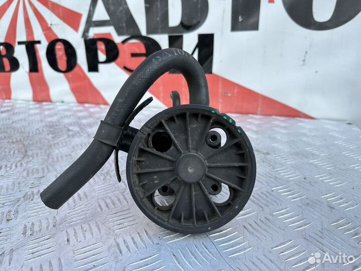 Гур насос Volvo XC90 2.5