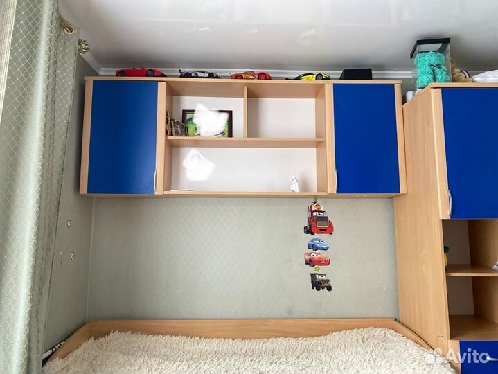 Полка настенная
