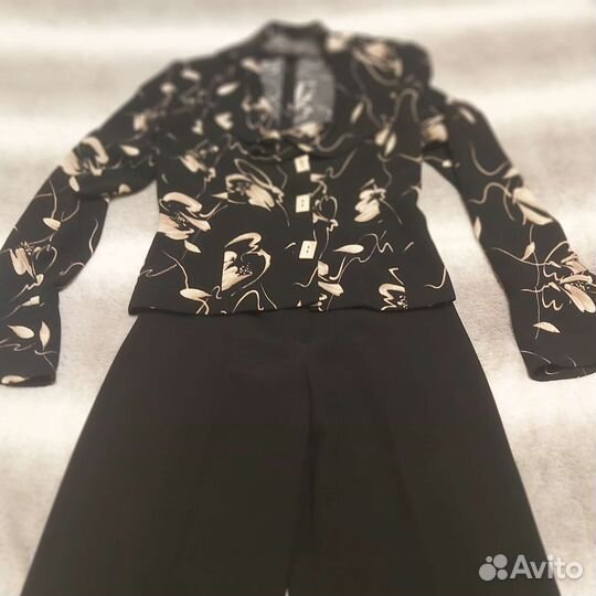 Костюм на девочку подростка