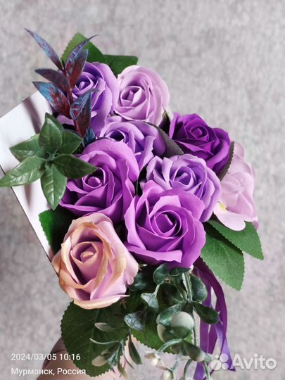 Композиция из мыльных роз