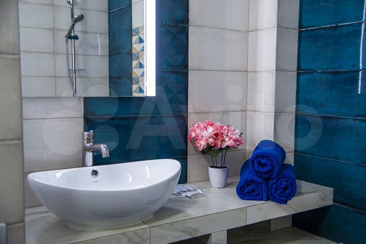 2-к. квартира, 80 м², 5/17 эт.