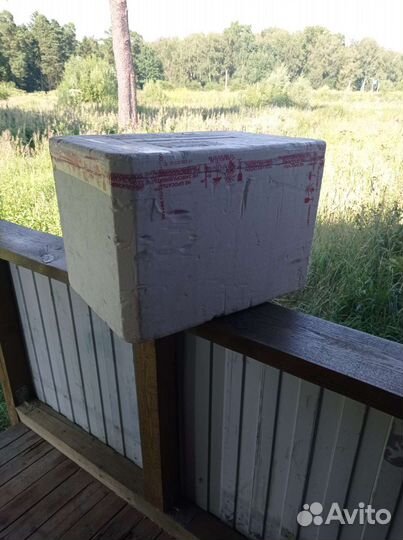 Контейнер из пенопласта