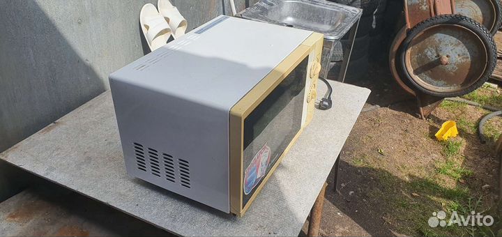 Микроволновая печь hansa на запчасти