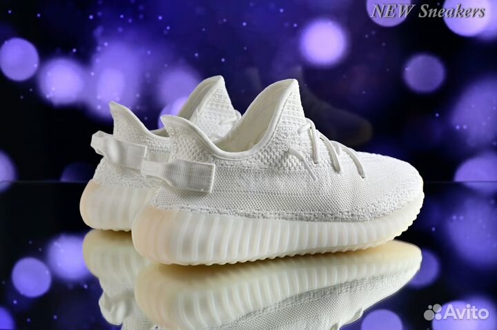 Кроссовки Adidas Yeezy Boost 350 V2 Milkshake