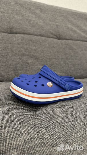 Сандали crocs j2