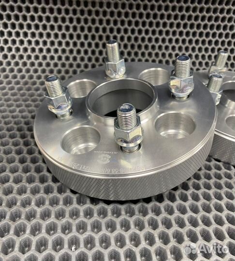 Проставки 4х98 30мм цо58.6. Полный комплект 4шт