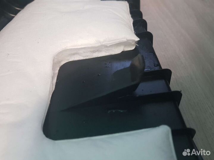 Обивка задней панели богажника