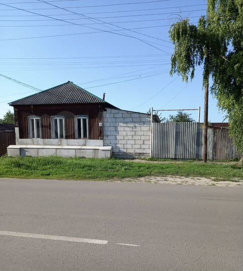 Дом 60 м² на участке 1 сот.