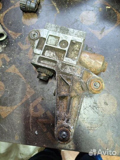 Клапан горного тормоза Volvo FH16