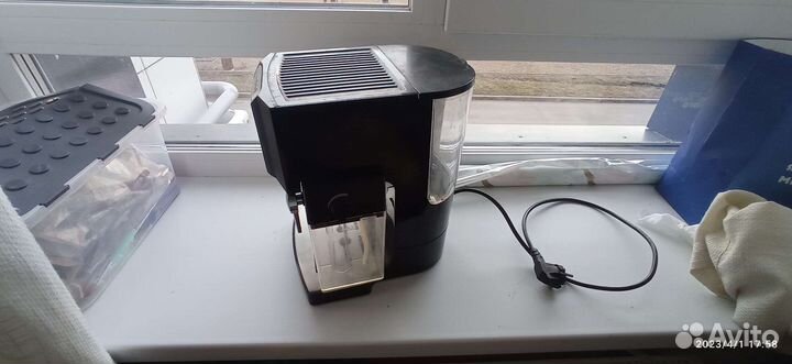 Кофеварка рожковая redmond RCM-1511