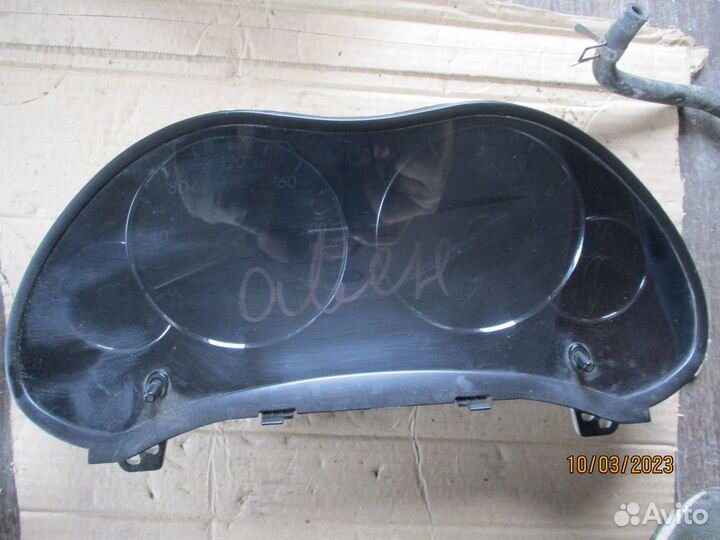 Панель приборов Avensis 2 АКПП 2.0