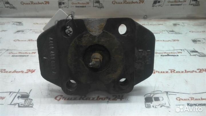 Крышка поворотного кулака Volvo FMX 1524476