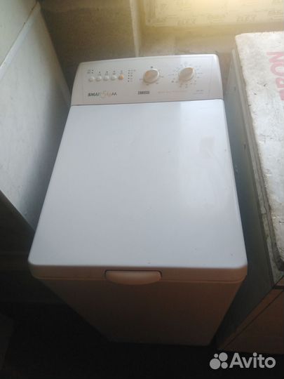 Стиральная машина с вертикальной загрузкой