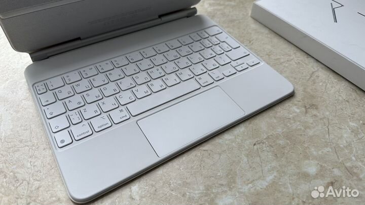 Клавиатура для Apple iPad Magic Keyboard