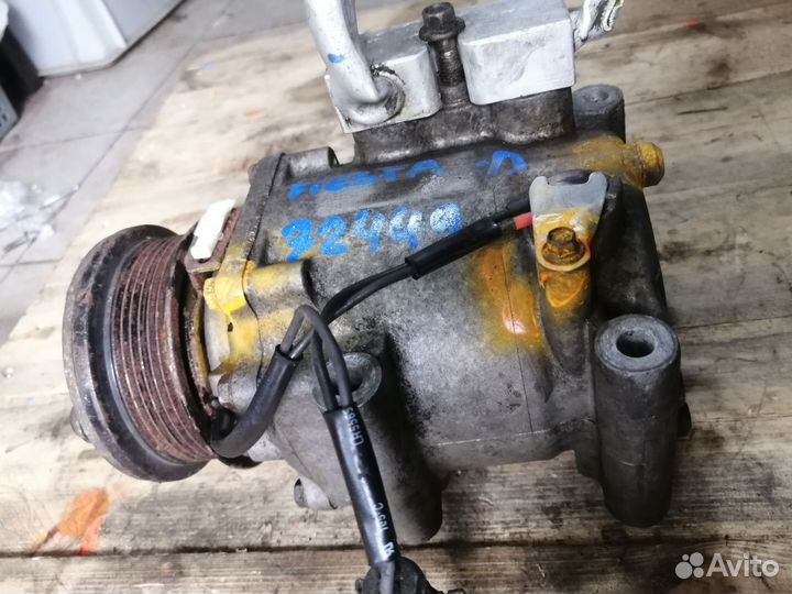 Компрессор кондиционера Ford Fiesta 2 1.6