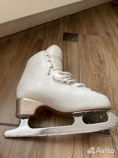 Коньки фигурные Edea overture 255