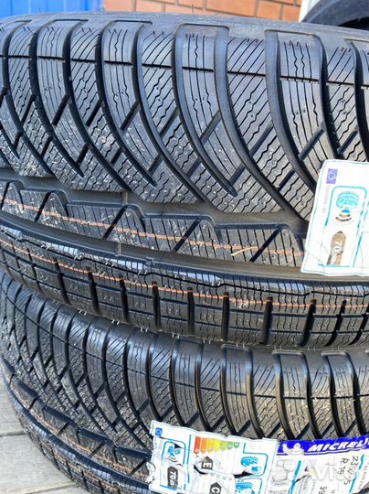 Michelin Pilot Alpin PA4 235/45 R19 99V