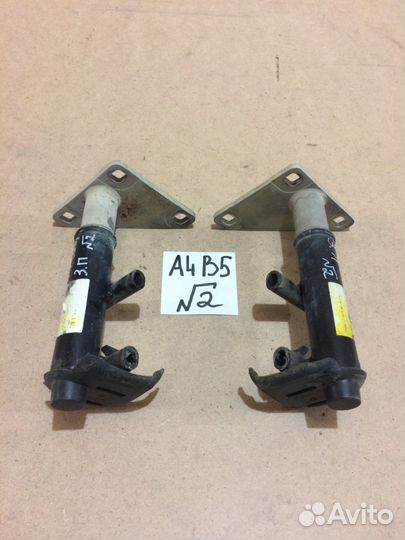 Кронштейн усилителя бампера Audi A4 B5