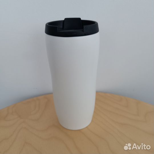 Стакан керамический с крышкой