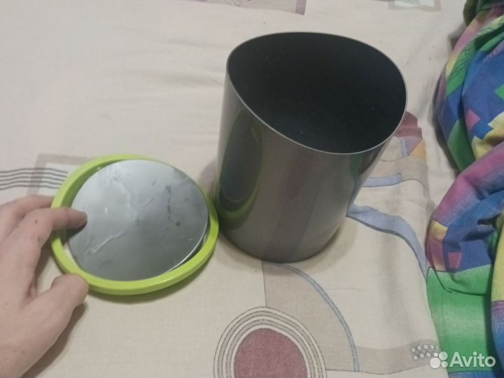 Ведёрко для мусора