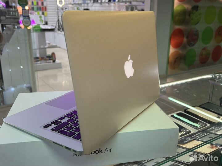MacBook Air 13 2014г. 128гб