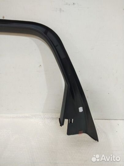Обшивка стойки задняя левая Volkswagen Touareg 3