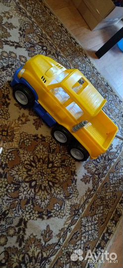 Машина Пикап