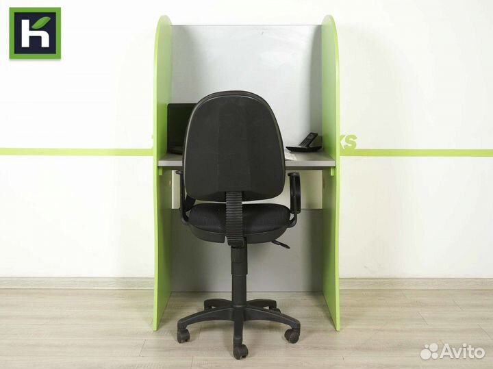 Офисная мебель б/у. Гарнитур