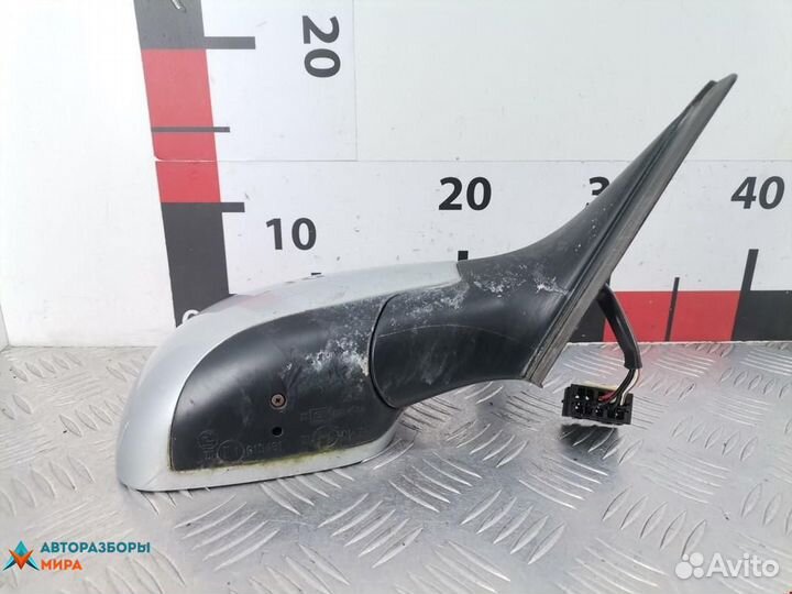 Зеркало наружное правое Audi A4 B5 1998