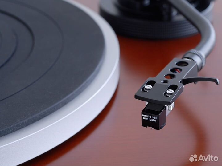 Проигрыватель винила Music Hall MMF 1.5 Cherry