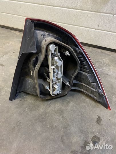Задняя левая фара Ford Focus 2 Седан