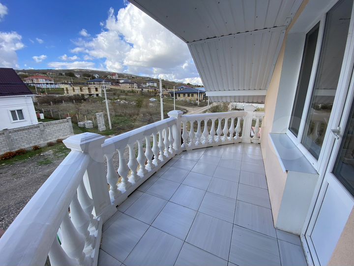 Дом 322 м² на участке 8 сот.