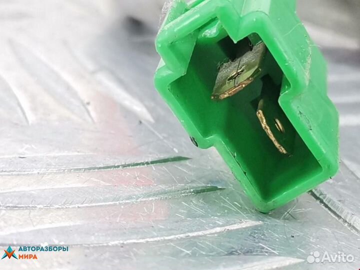 Стеклоподъемник электрический задний правый Subaru