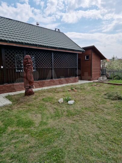 Дом 200 м² на участке 8 сот.