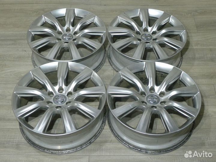Комплект дисков R22 оригинал Nissan Patrol