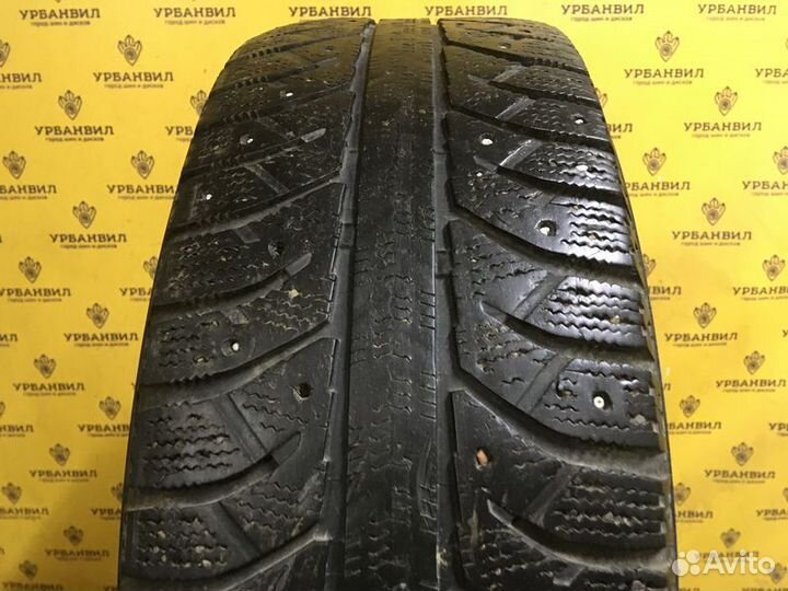 Bridgestone Ice Cruiser 7000 205/65 R15 94T