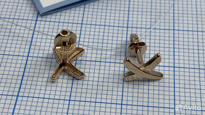 Золотые серьги пусеты