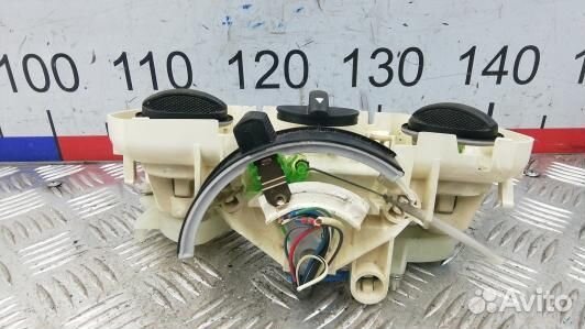 Блок управления печки и климат-контроля toyota cor