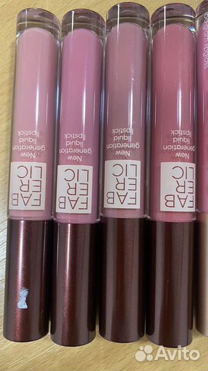 Блеск для губ и жидкая помада