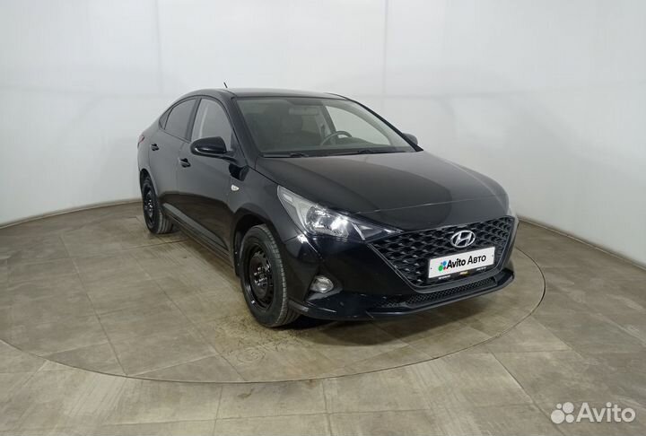 Hyundai Solaris 1.6 МТ, 2021, 64 997 км